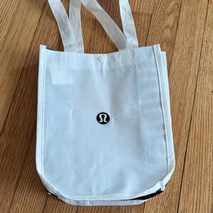 Lululemon bag